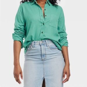 Universal Thread Teal Relaxed Fit Shirt
